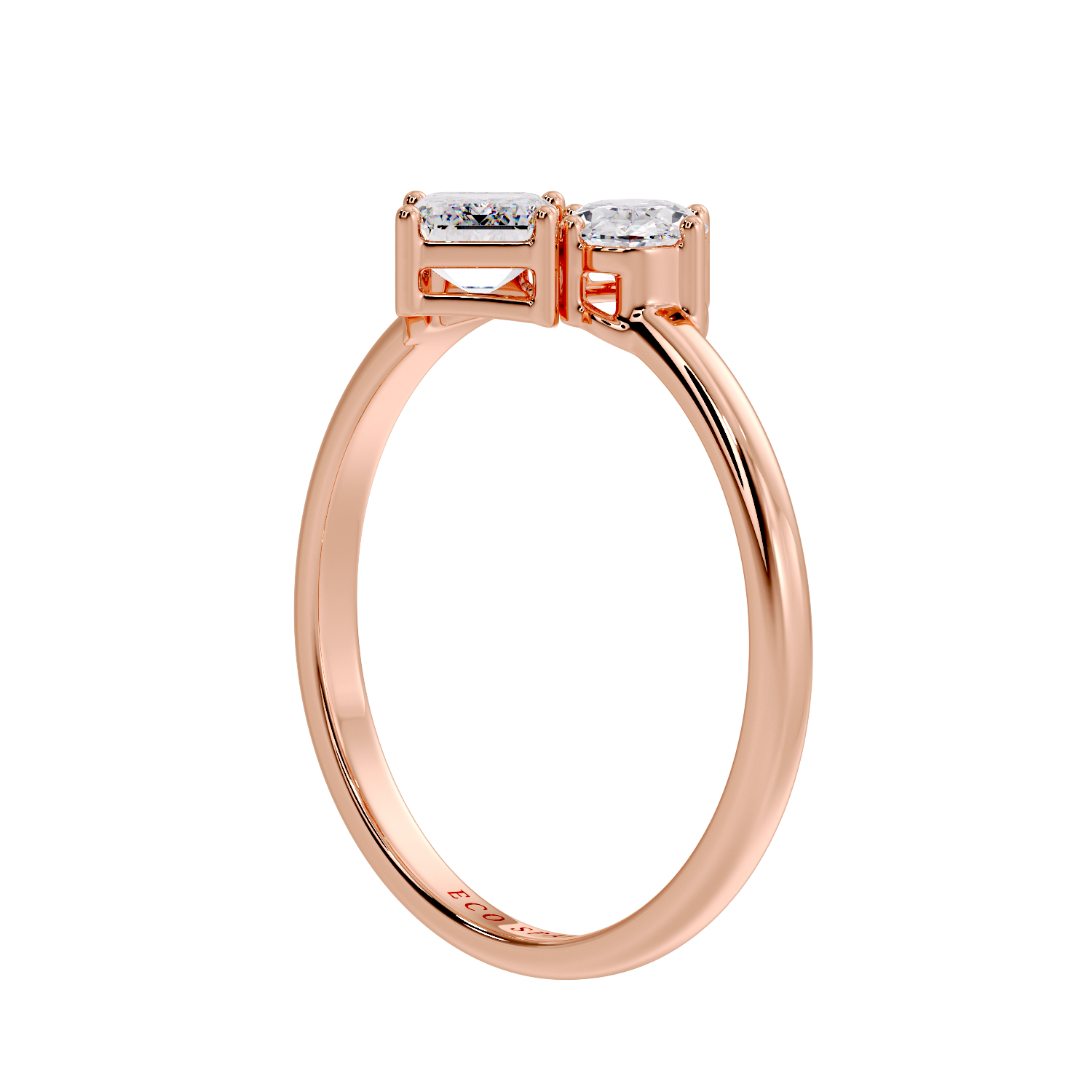 OVAL & EMERALD RING