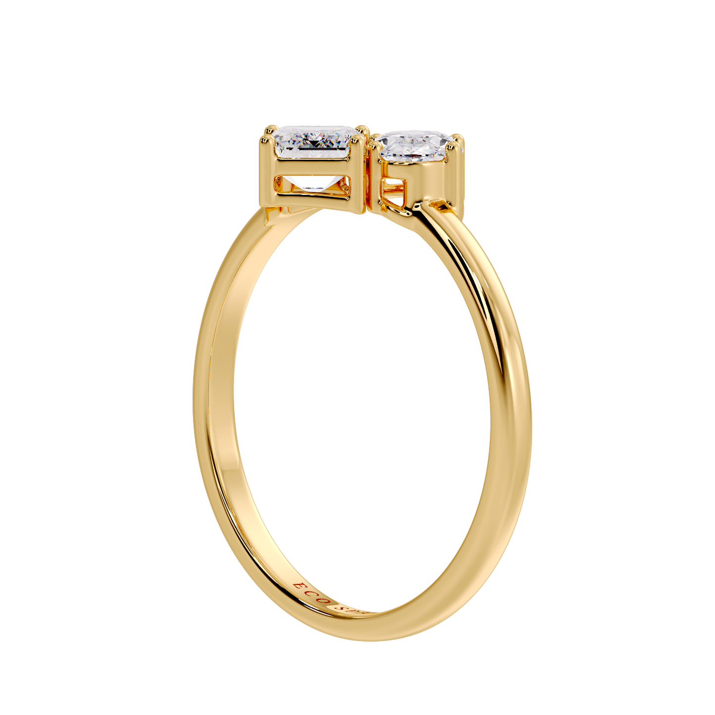 OVAL & EMERALD RING