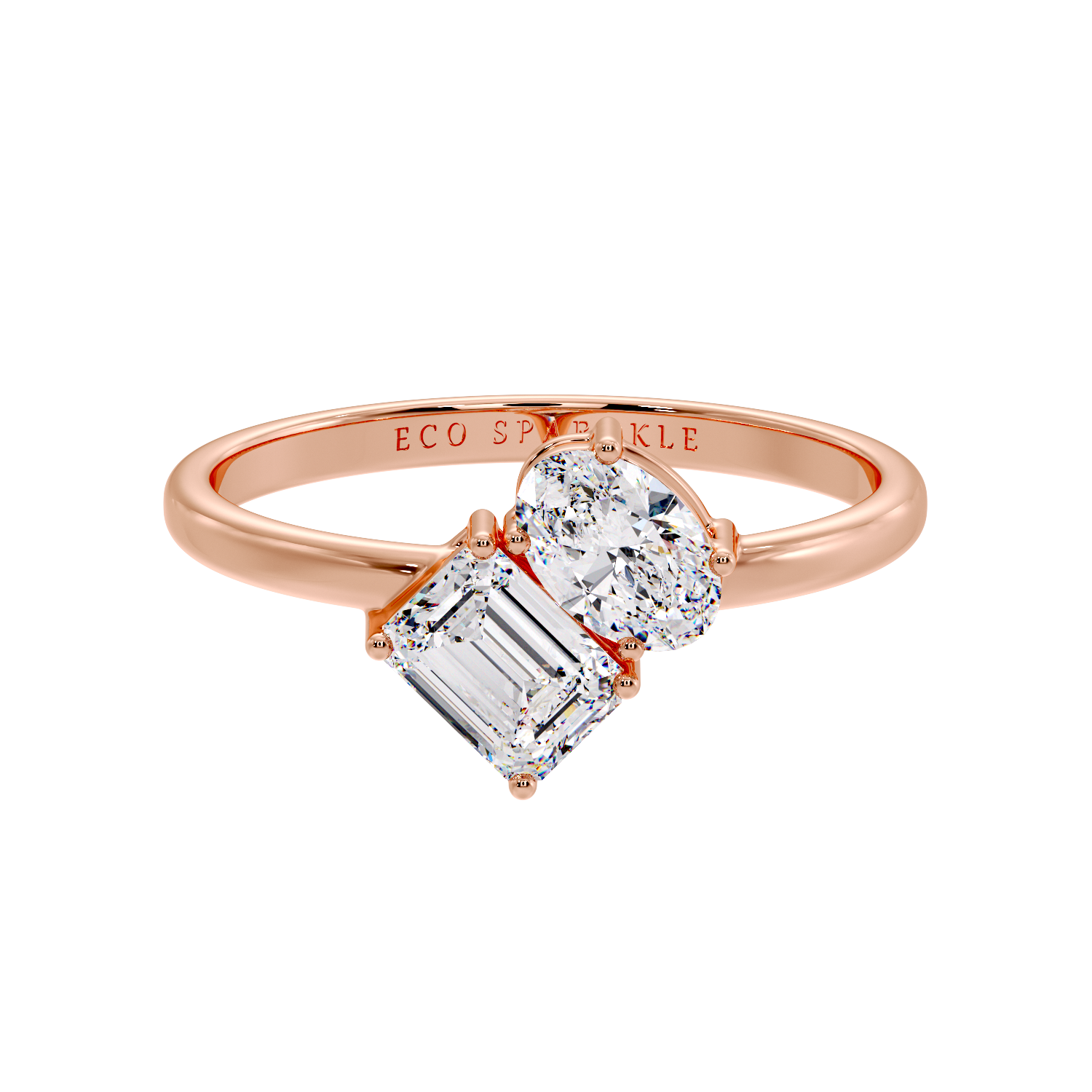 OVAL & EMERALD RING