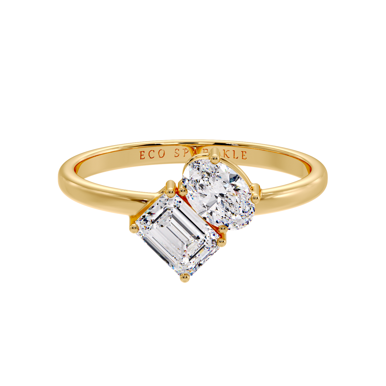 OVAL & EMERALD RING