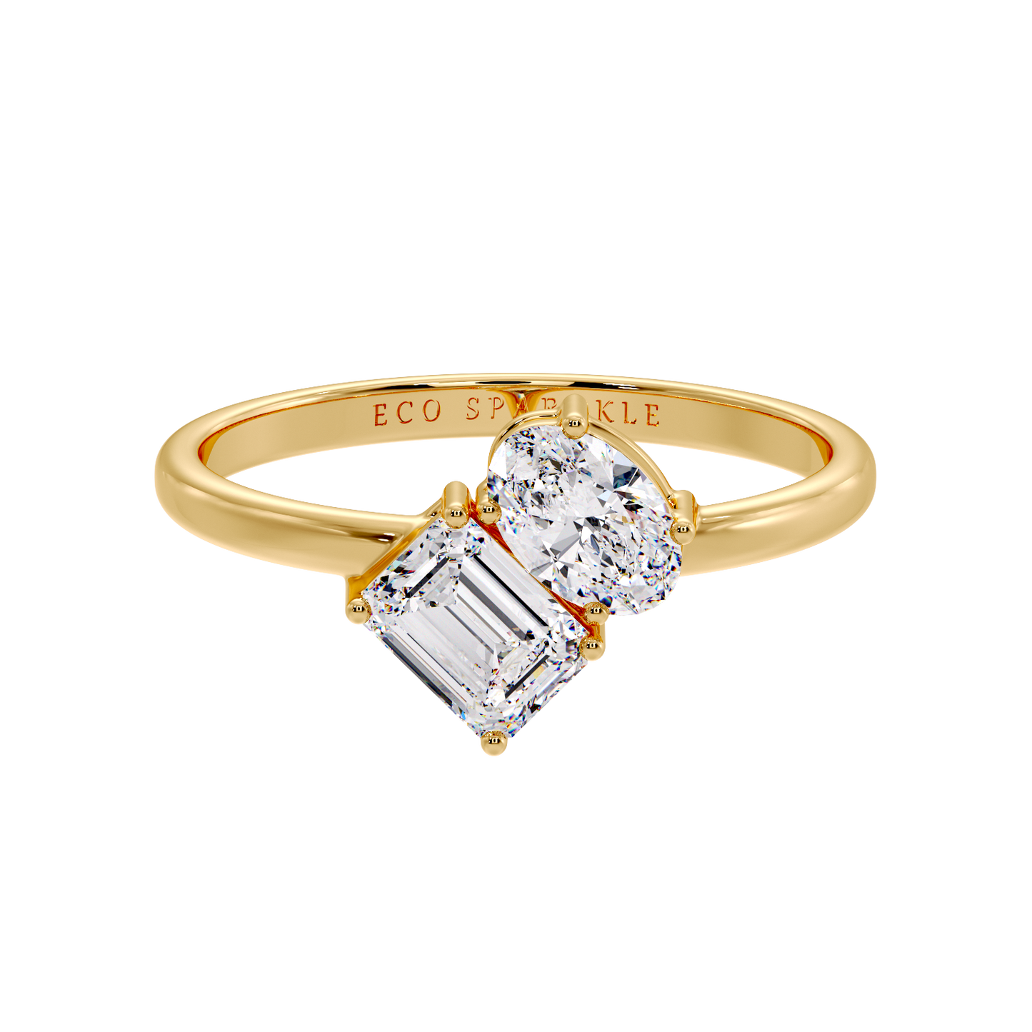 OVAL & EMERALD RING